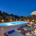 Rustic House Recently Renovated Villa With Views To The Pollensa Mountains By Renthousing