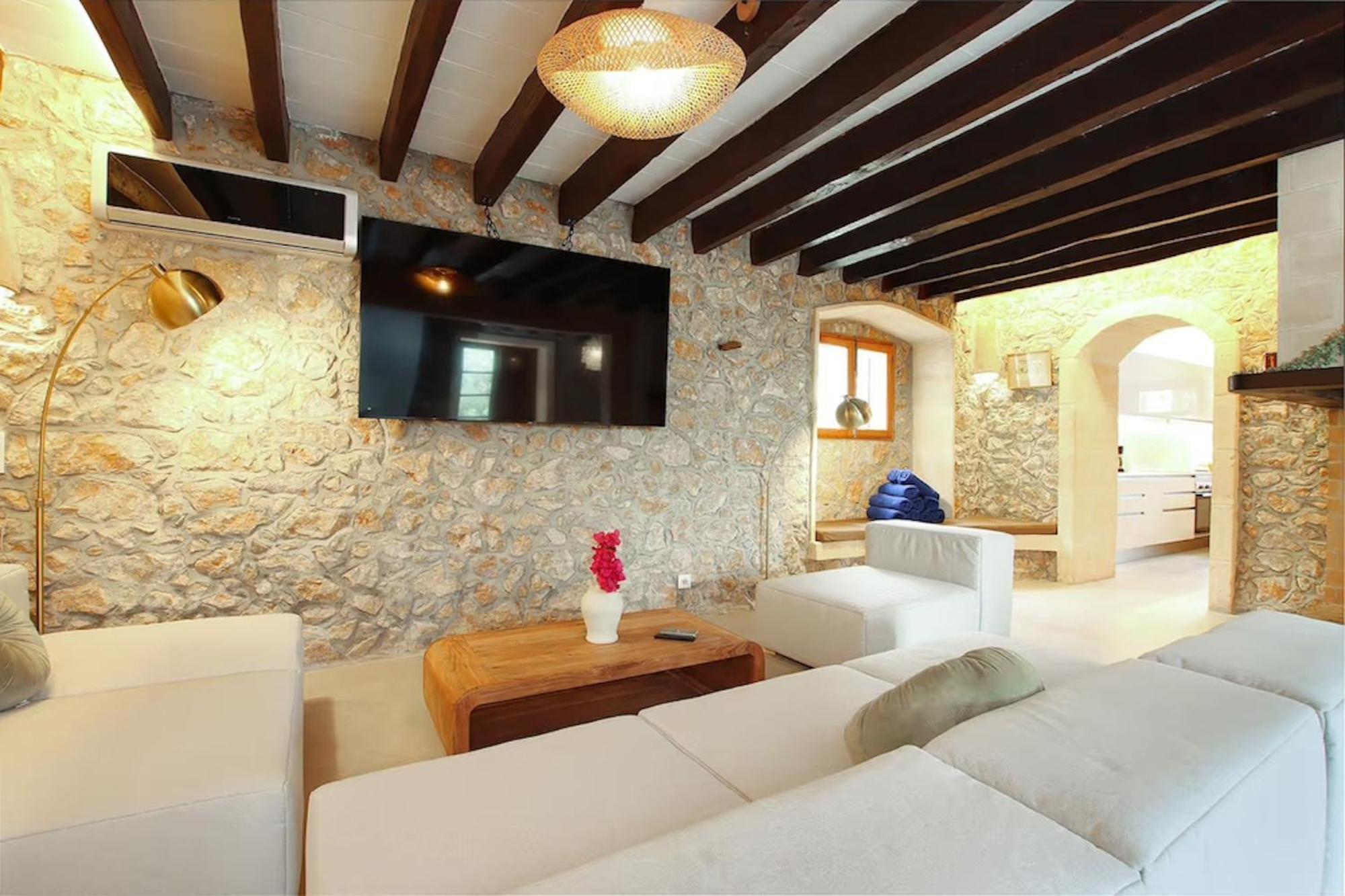 Rustic House Recently Renovated With Views To The Mountains By Renthousing * Pollença