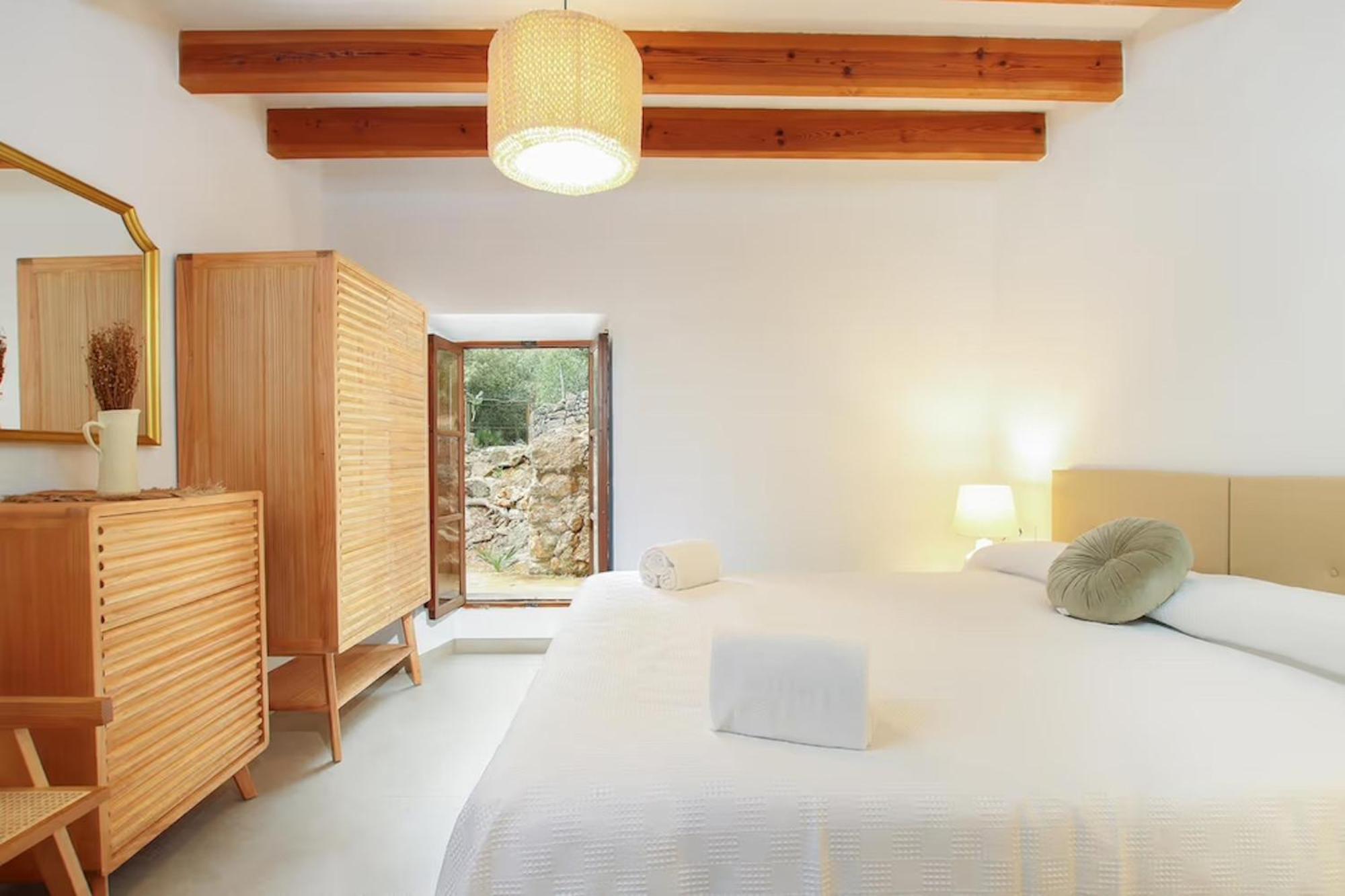 Rustic House Recently Renovated With Views To The Mountains By Renthousing Pollença