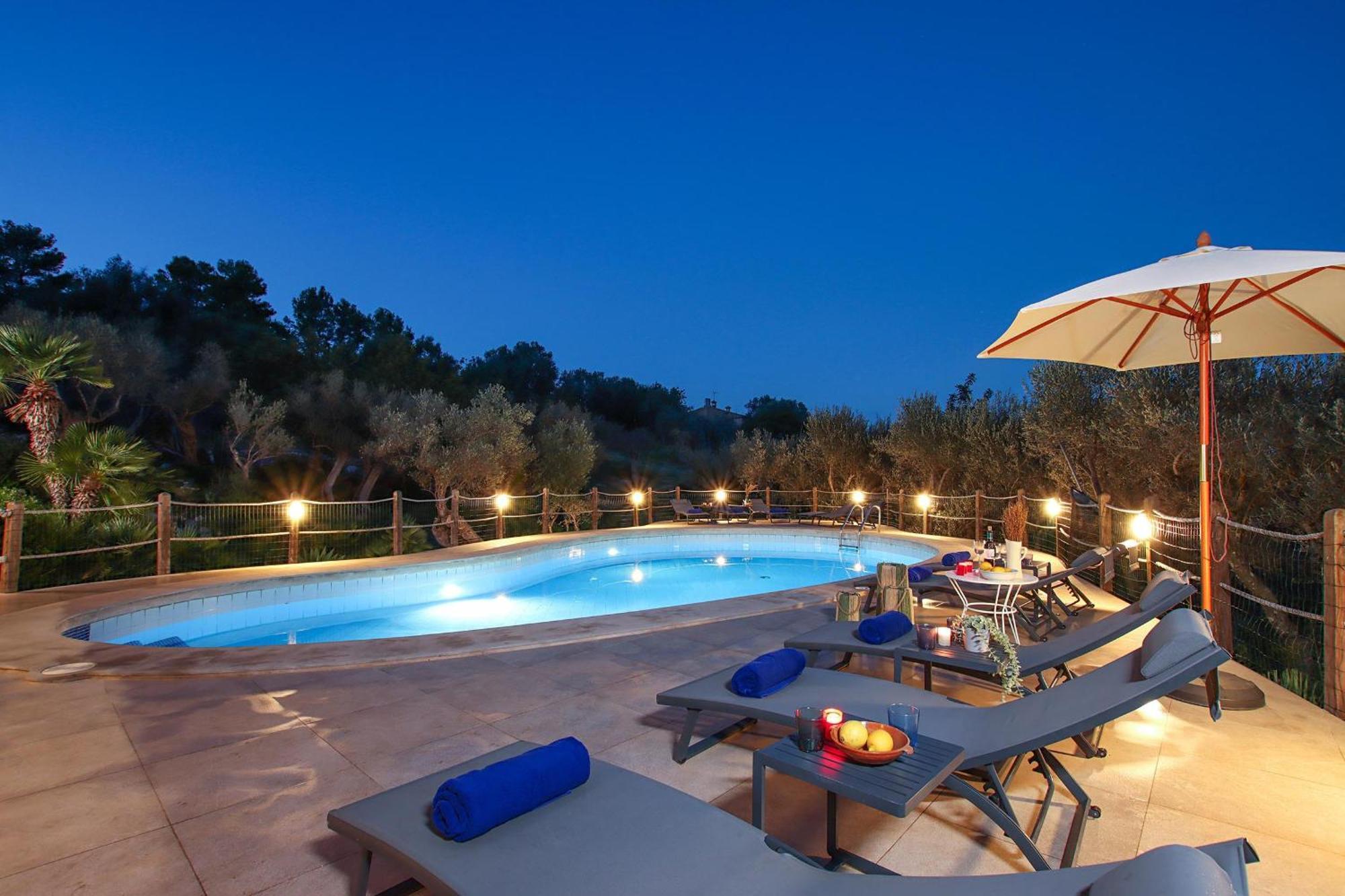 Rustic House Recently Renovated With Views To The Mountains By Renthousing Pollença