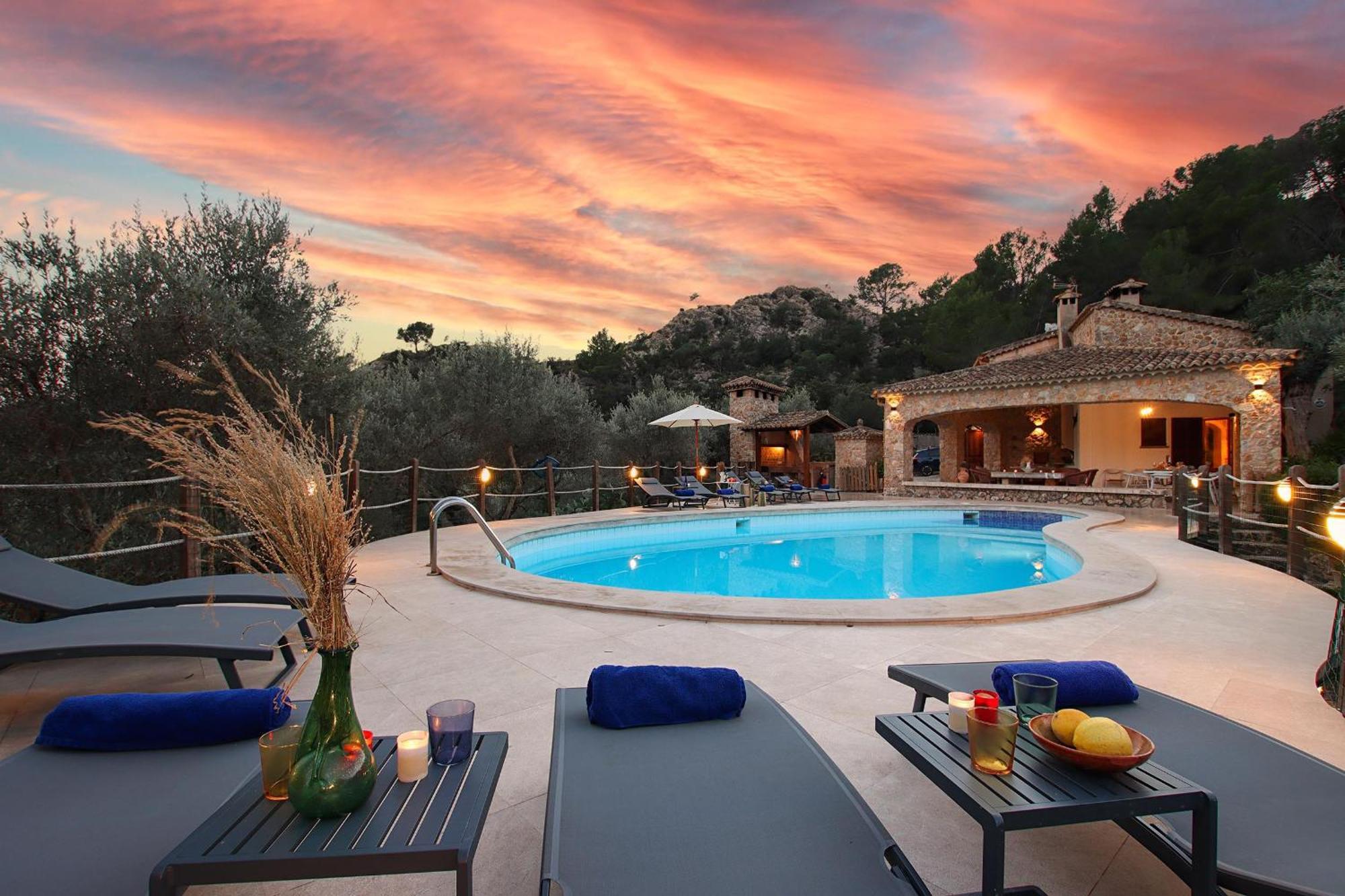Rustic House Recently Renovated With Views To The Mountains By Renthousing Pollença